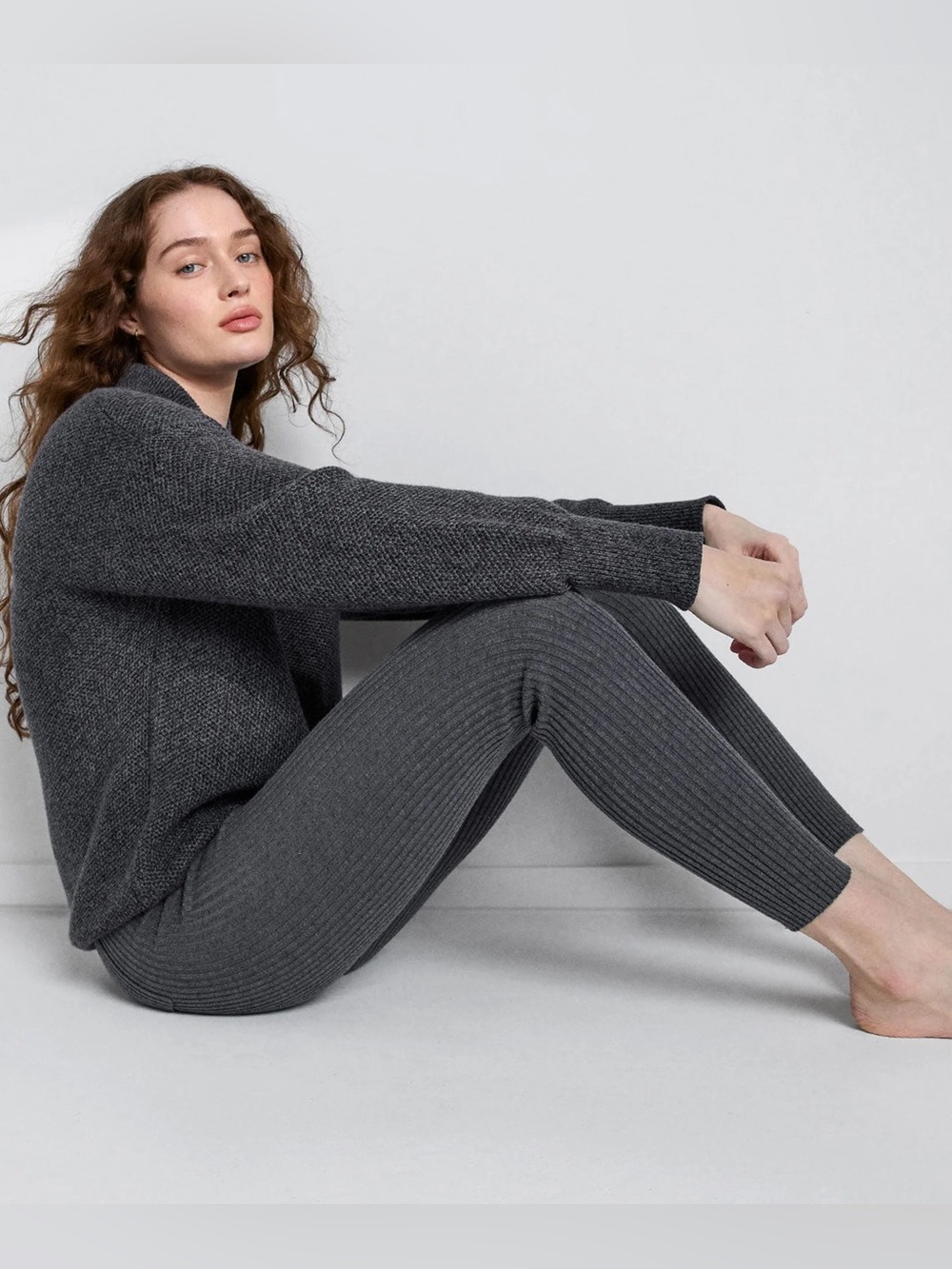 LUNYA Ribbed Silk Blend Knit Leggings